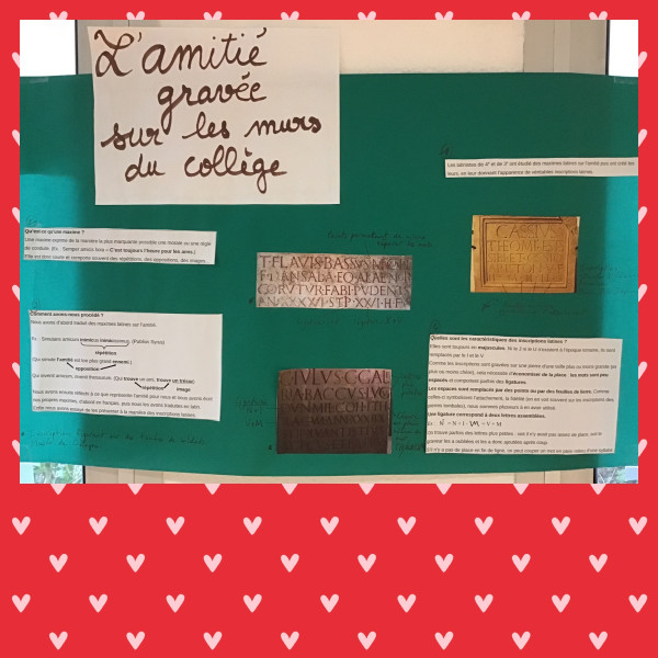 L'amitié gravée sur les murs du collège...en latin