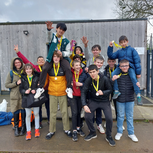 La section RUGBY championne d'acadmie UNSS  Pontivy !