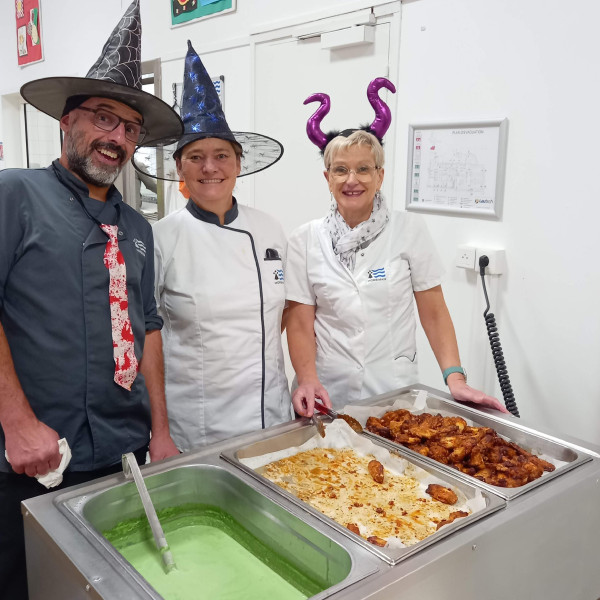 Halloween au self du collge Kerfontaine